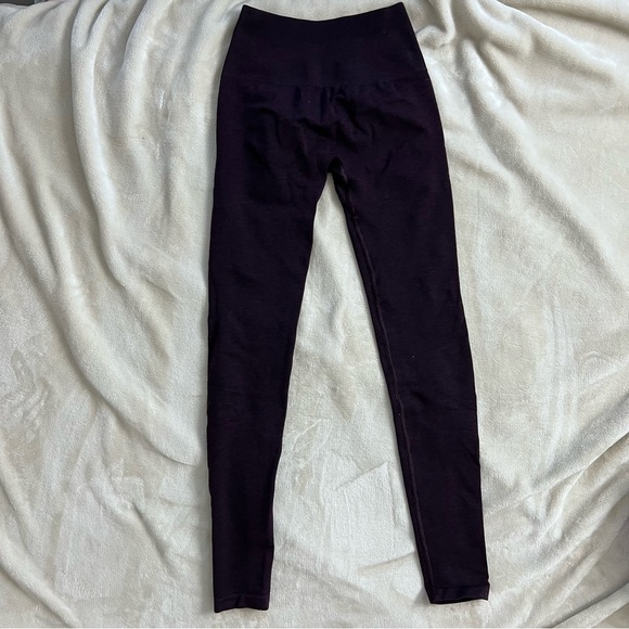 *SOLD* ALPHALETE Amplify Leggings – Twilight - Picture 3 of 4